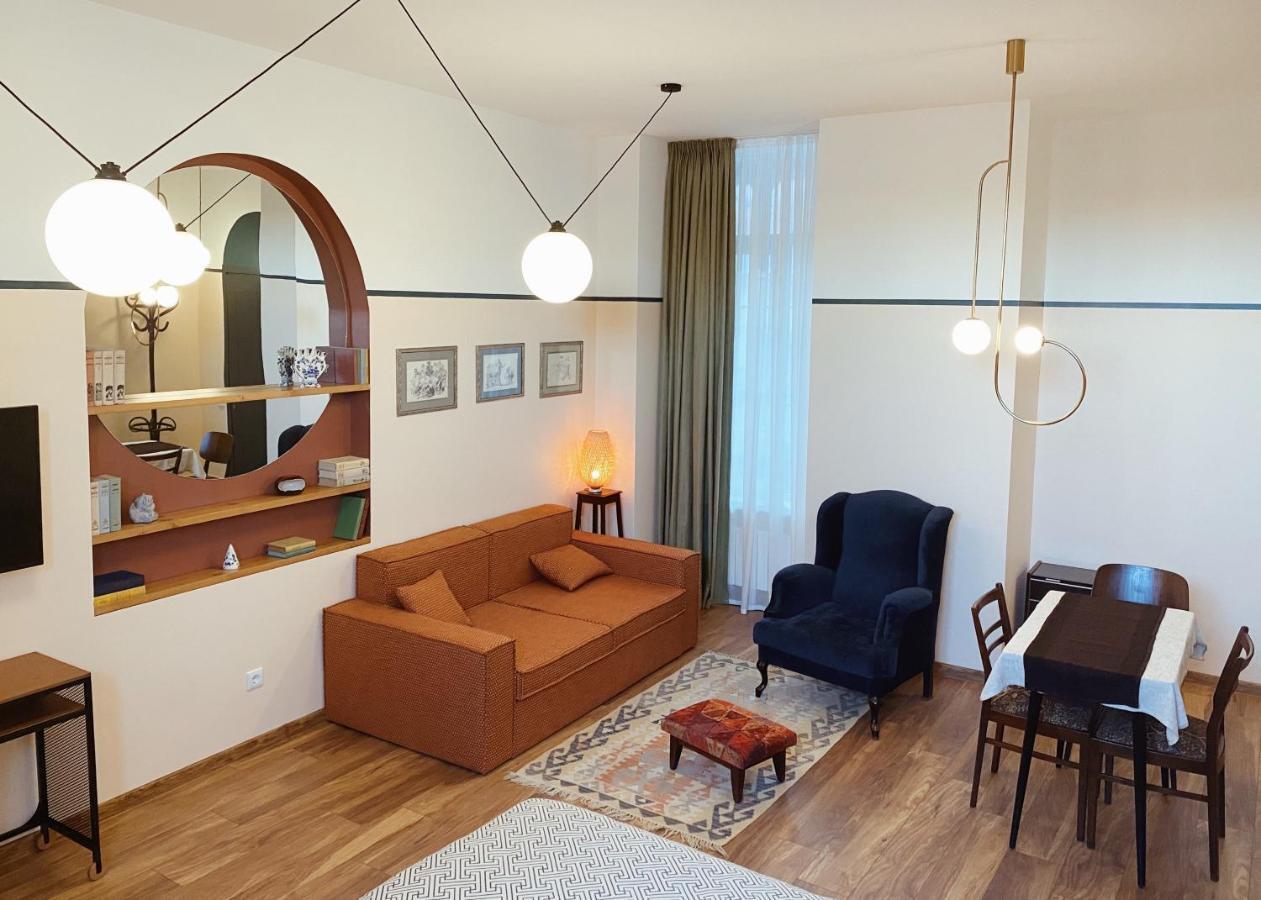 Cozy Baity Tbilisi Apartment Екстериор снимка